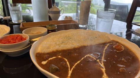  モケカ モケカ！ブラジルのゴイアニアで味わう、奥深い雨林の風味！